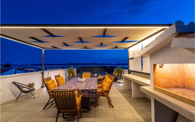 Amazing Apartment in Zadar With Sauna, Wifi and 2 Bedrooms