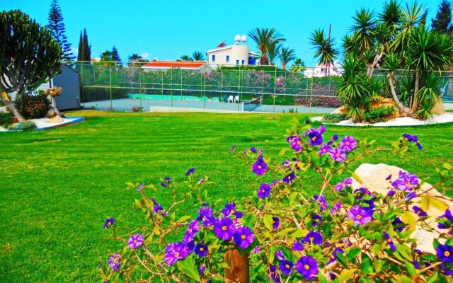 CORAL BAY suite Cyprus