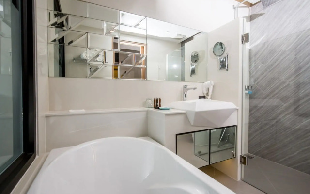 The Crystal Hotel Buriram