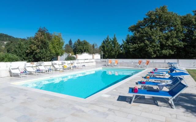 CASCINA MARIANNA 12&4, Emma Villas