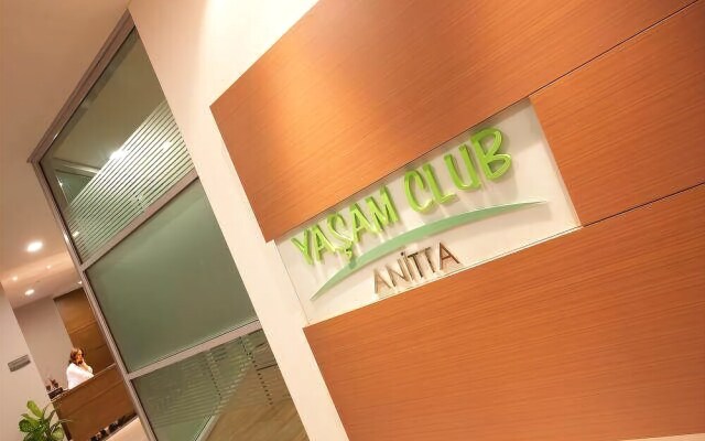 Anitta Hotel