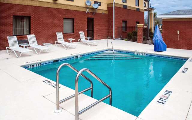 Comfort Inn & Suites Chipley