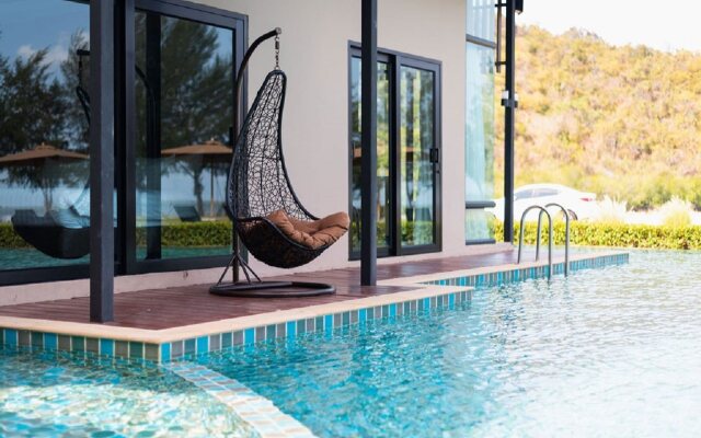 La Isla Pranburi Beach Resort