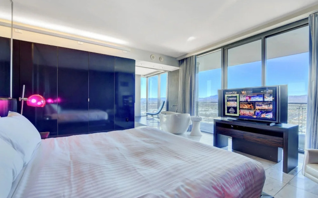 Panoramic Room on 36 floor
