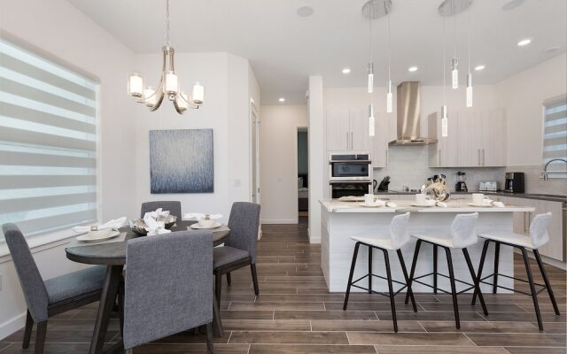 Paradise at Providence by VillaDirect