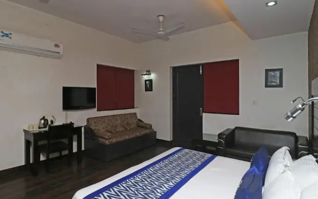 OYO 2227 Hotel Chalet