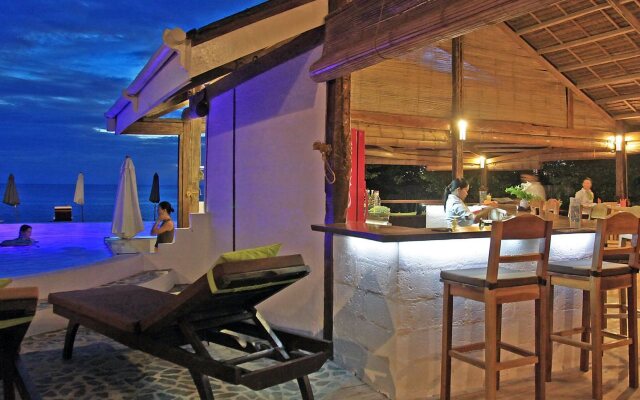 Kawayan Holiday Resort