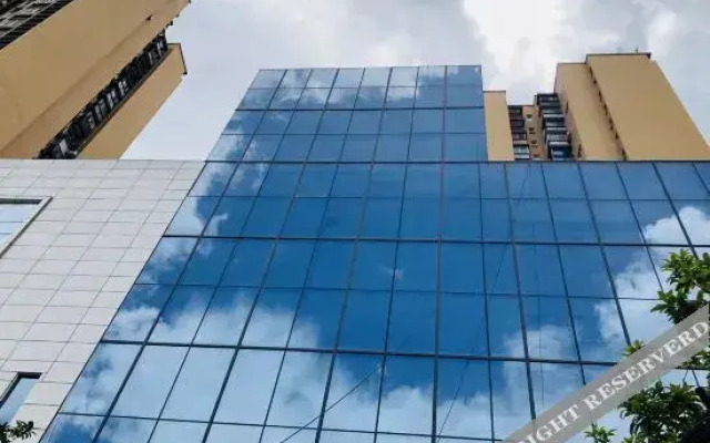 Green Valley Hotel (Guiyang Longdongbao Airport Store)