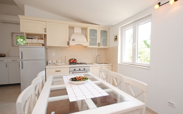Holiday house Mare - open pool and pool for children: Kastel Novi, Riviera Split