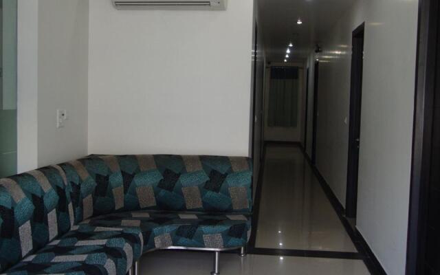 FabHotel Paschim Vihar Ring Road