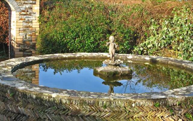 The Longcross Hotel Restaurant & Gardens