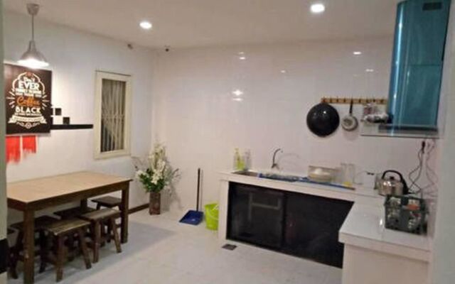 OYO HOME 90260 Natol Homestay London