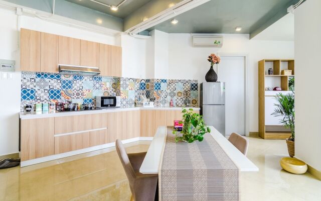 Place In Saigon Apartment