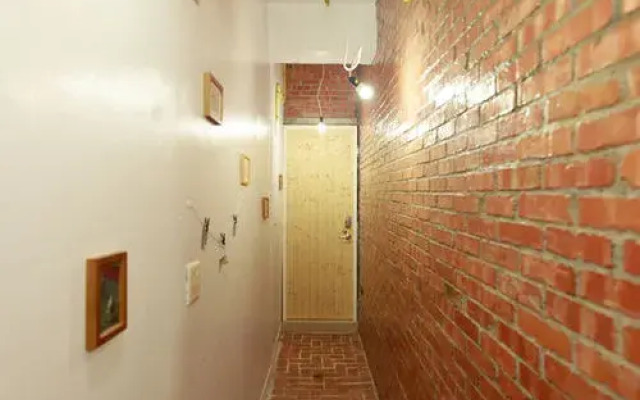 Roaming Ancient Bed and Breakfast