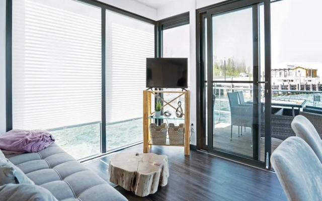 Hausboot Junior am Geiseltalsee, Braunsbreda