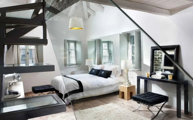 Mikro Papigo 1700 Hotel & Spa