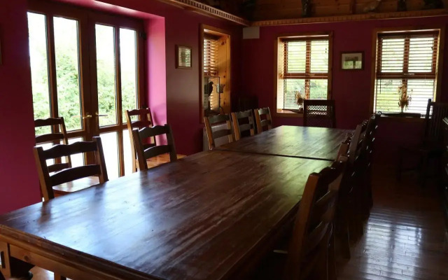 Broomfield lodge