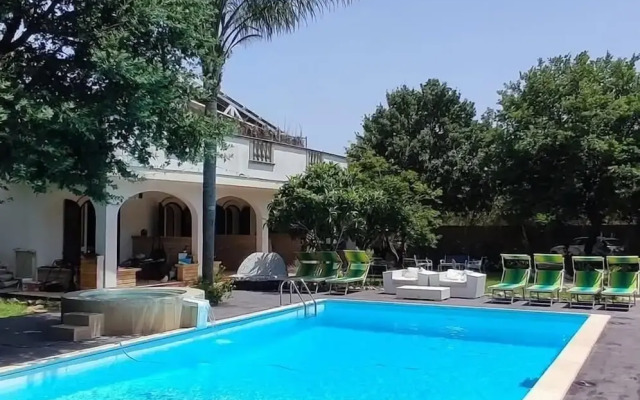 Villa More