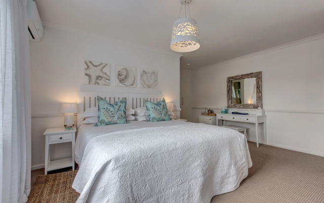 Amanzi Island Boutique Hotel