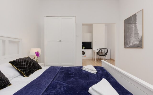 Piotrkowska Studio Łódź by Renters