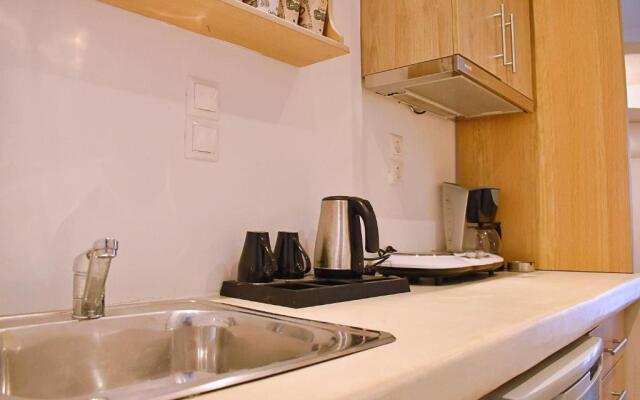 Tzamaros Studios Kythnos