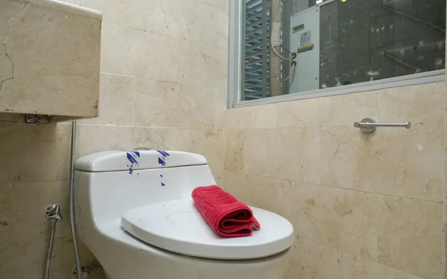 Luxury 2BR at The Empyreal Condominium Epicentrum Apartment