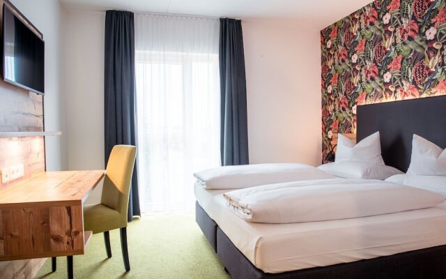 Alb Inn – Hotel & Apartments