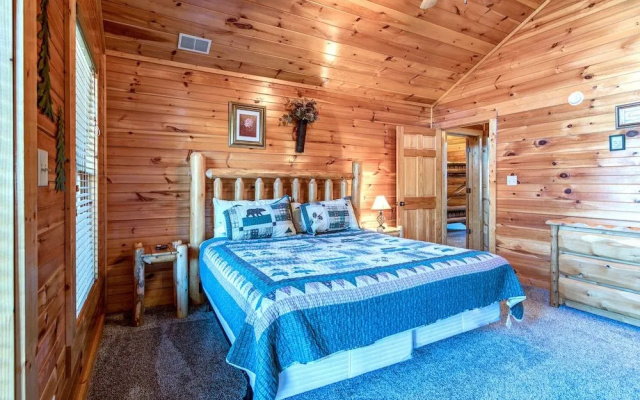 Hemlock Inn by Jackson Mountain Rentals