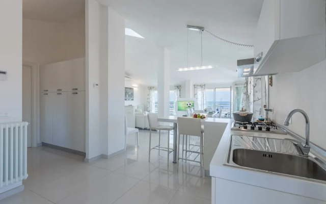 Onda Marina, Viareggio