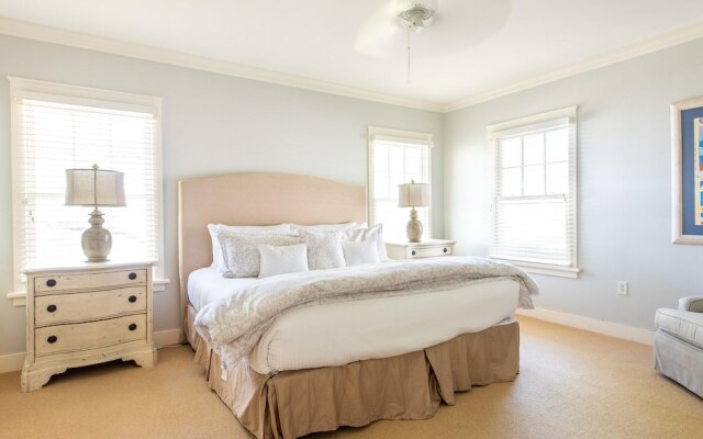 Watercolor - Park District 2-Bedroom Condos by 360 Blue