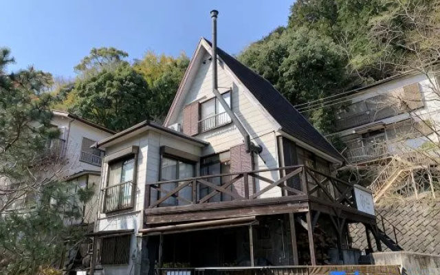 Lt Usami Mori – Exterior – Ito