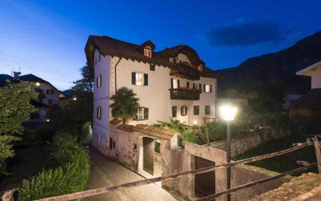 Hotel Tyrol