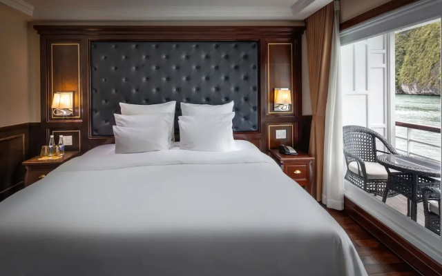 Paradise Elegance Cruise