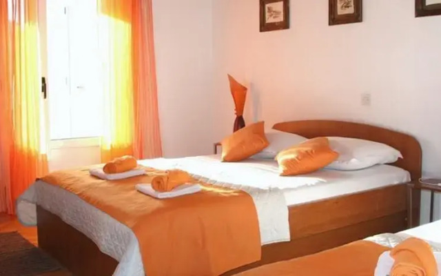 Guest House Iva