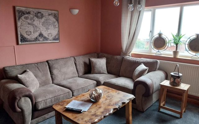 3-bed Apartment in Lowestoft With sea Views