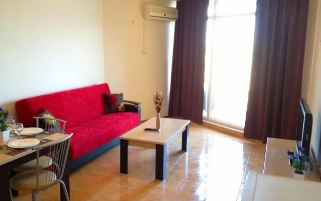Aheloy Palace Apartments