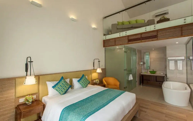Reefs Edge Hotel
