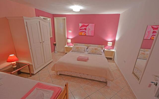 Rooms Sunce Supetar - Island Brac