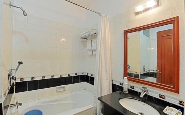 Hotel Gnanam