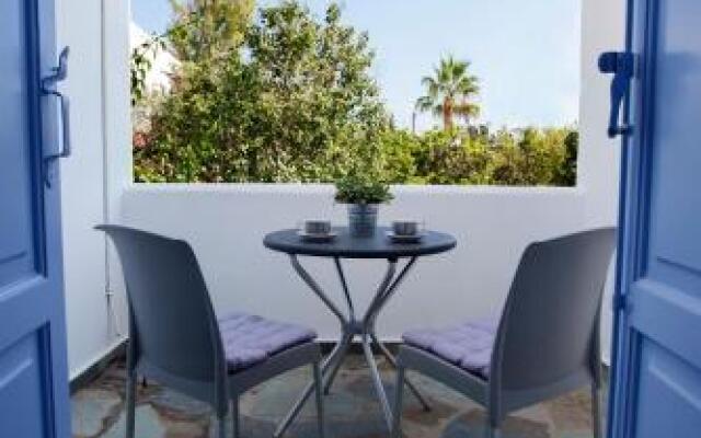 Astarti Homy Apartments Serifos