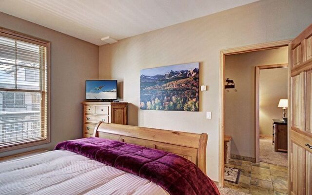 Corral 306E