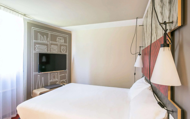 ibis Avignon Sud