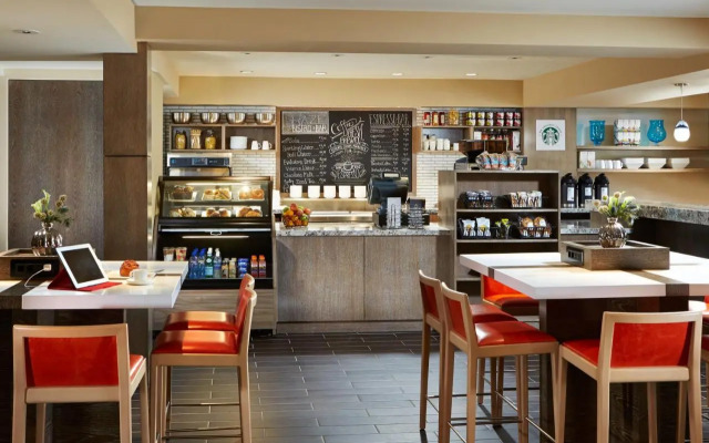 Country Inn & Suites By Carlson Calabasas