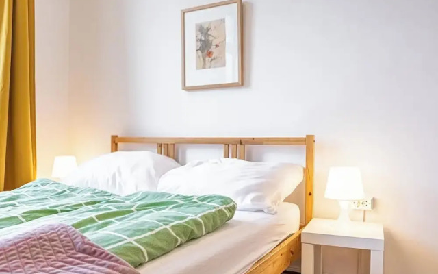 Cozy Room Near U6 Dresdner Subway Line