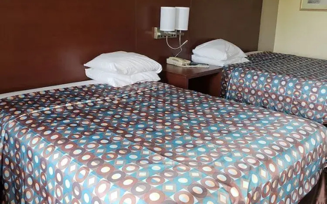 Taylor village inn and suites