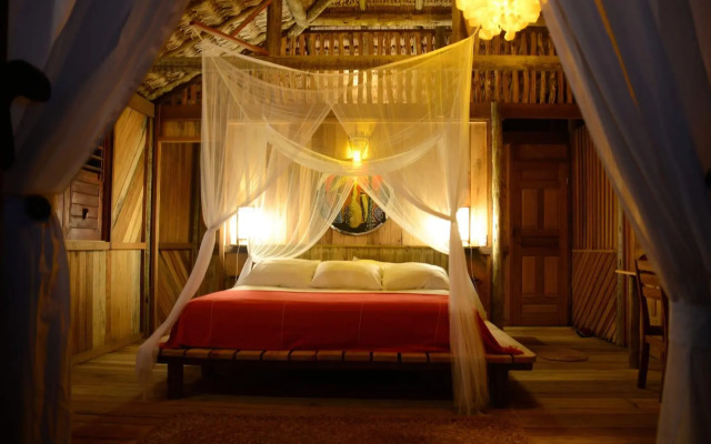 Ventana Hotel