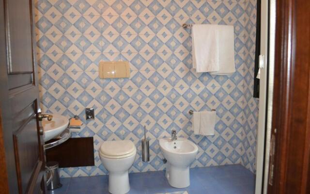 Castello Ursino Apartments