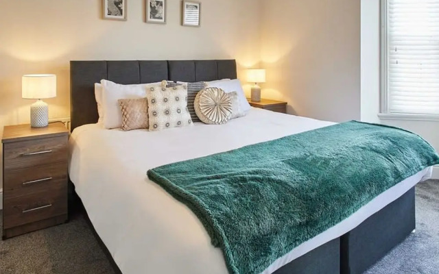 Host Stay Appleton House