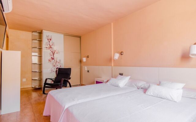 Serene Holiday Home in Ibiza With Private Swimming Pool