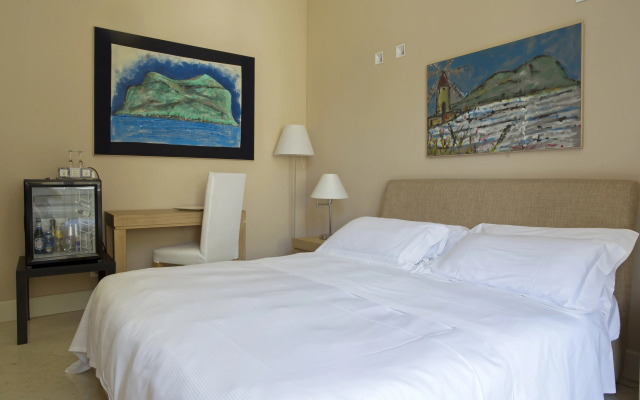 Palazzo Brunaccini Boutique Hotel